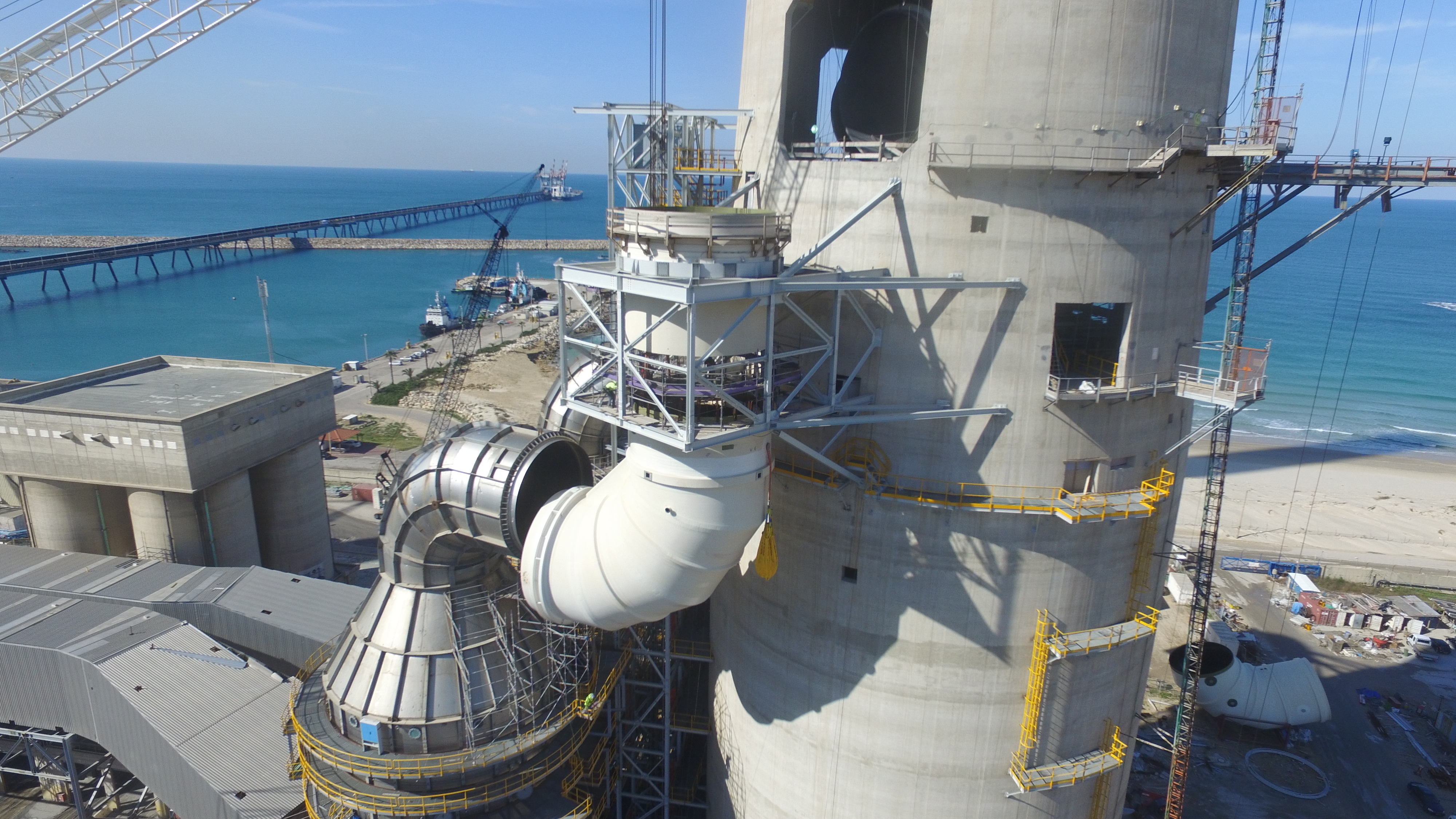 Plasticon Projects - FRP Chimney Liner Installation