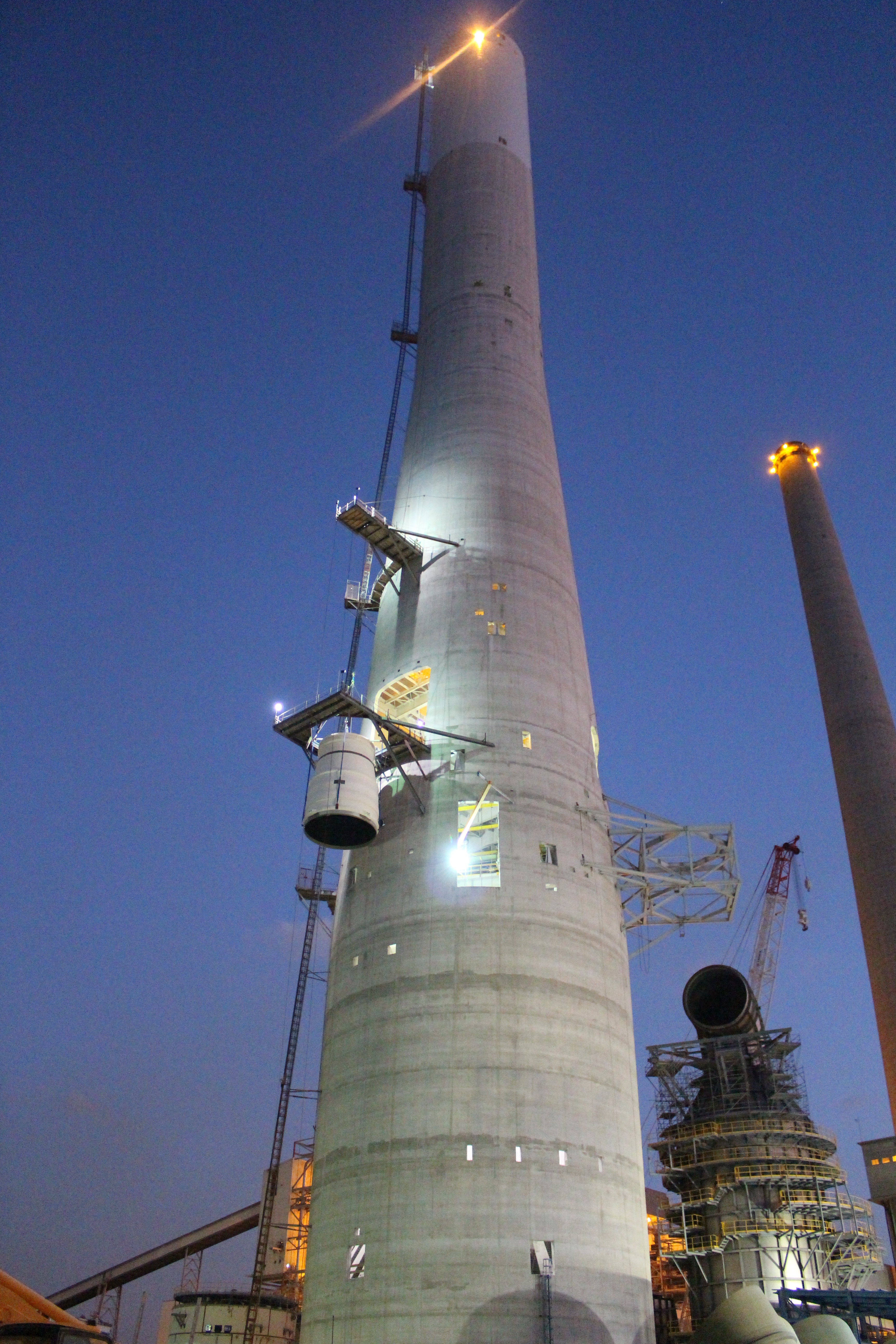 Plasticon Projects - FRP Chimney Liner Installation