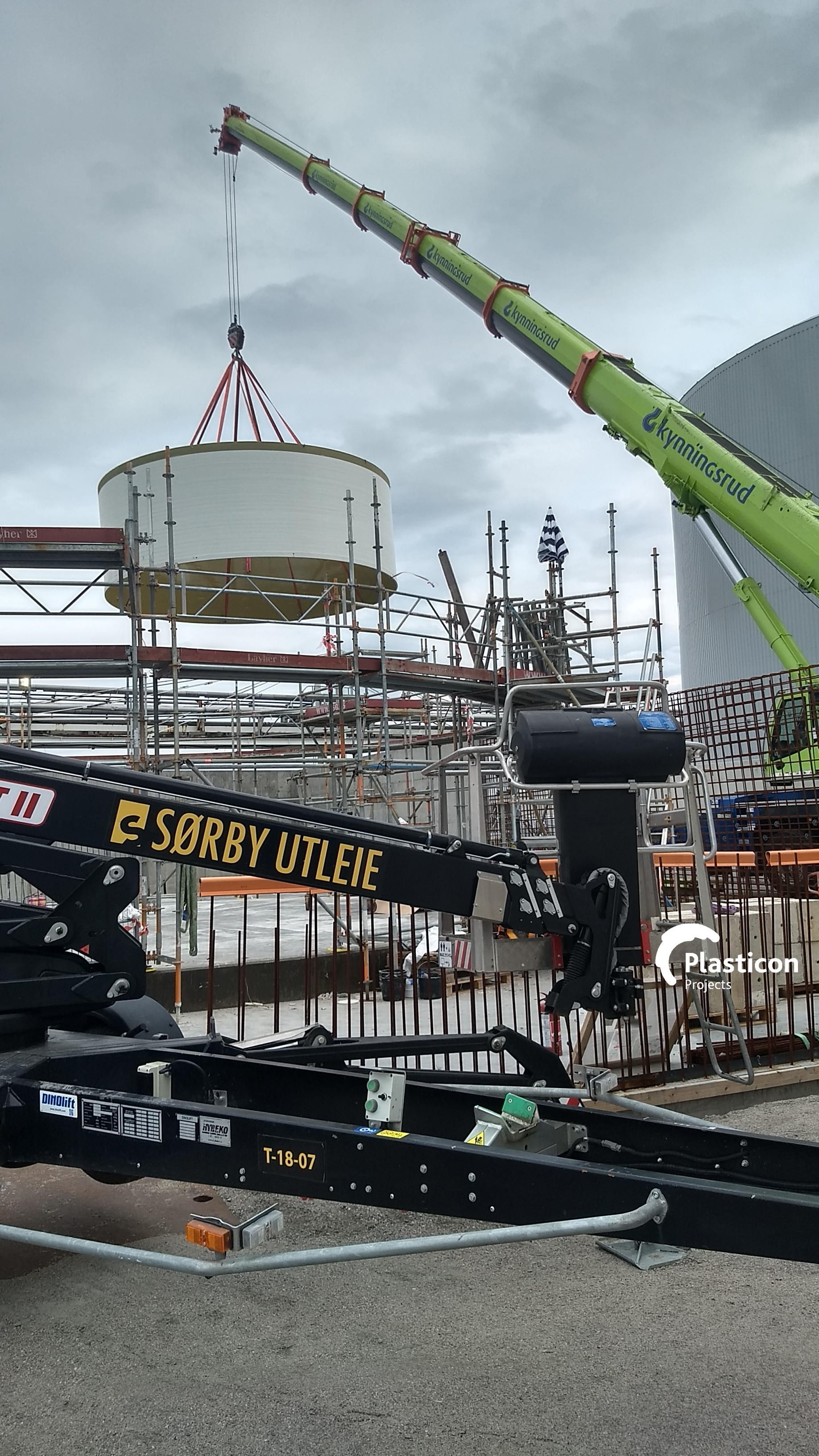 Plasticon Projects - FRP Tank