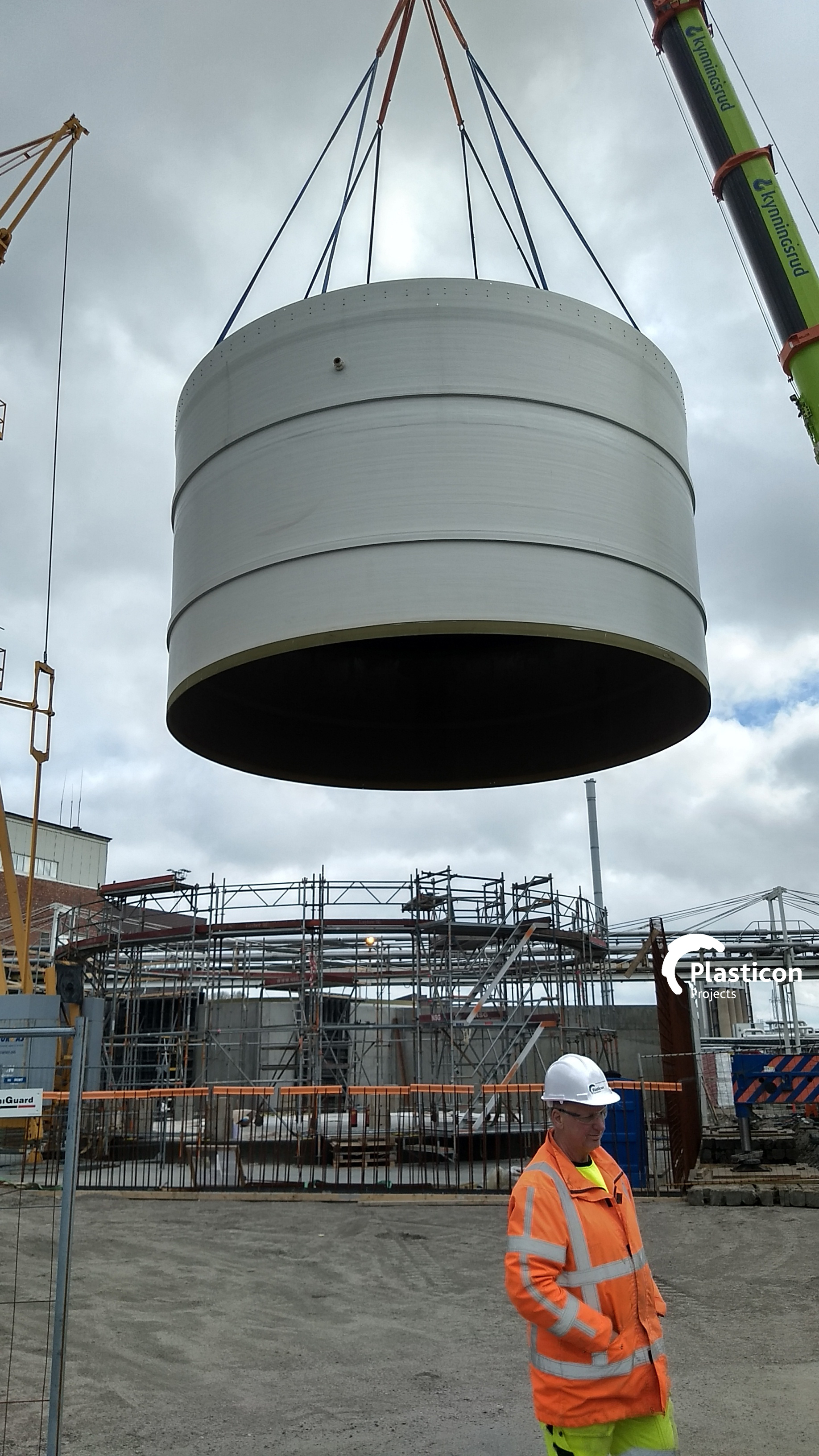 Plasticon Projects - FRP Tank