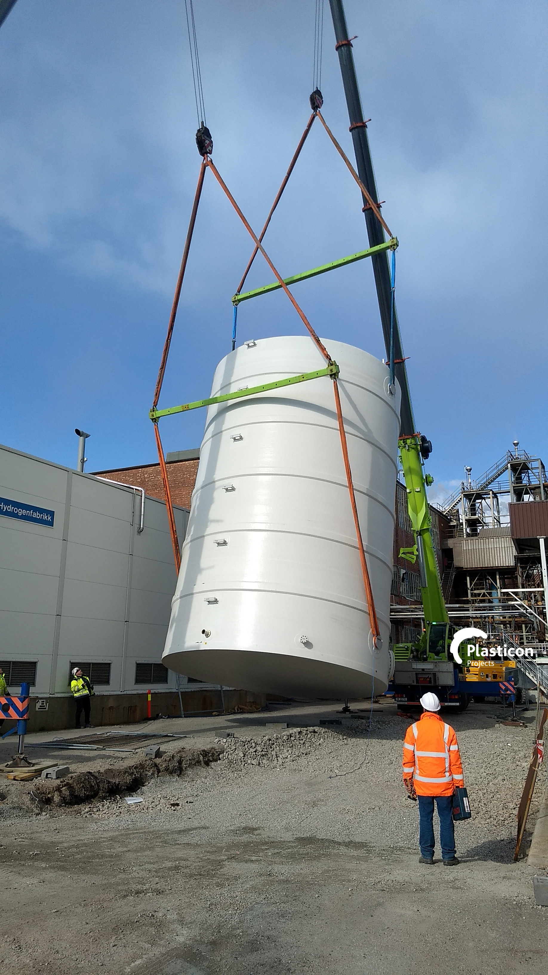 Plasticon Projects - FRP Tank